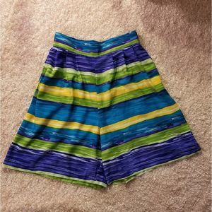 Women's Vintage NEW YORK Bermudas Size junior M